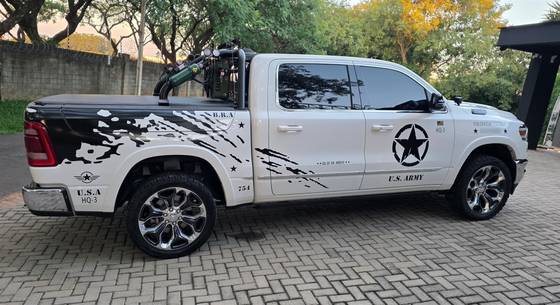 RAM 1500 5.7 V8 GASOLINA LIMITED CD 4X4 AUTOMÁTICO RAM 1500 5.7 V8 GASOLINA LIMITED CD 4X4 AUTOMÁTICO